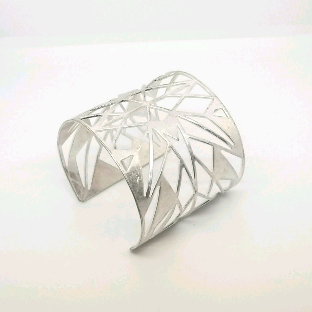 Galactic cuff - Picture 2 of 2